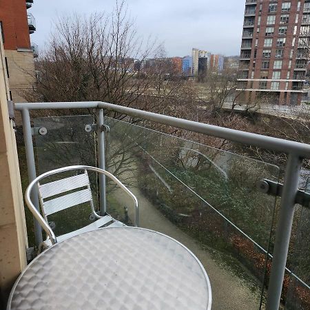 Shared Apartment - Walking From Leeds City Center Esterno foto