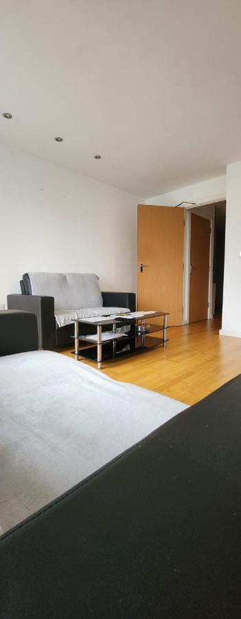 Shared Apartment - Walking From Leeds City Center Esterno foto