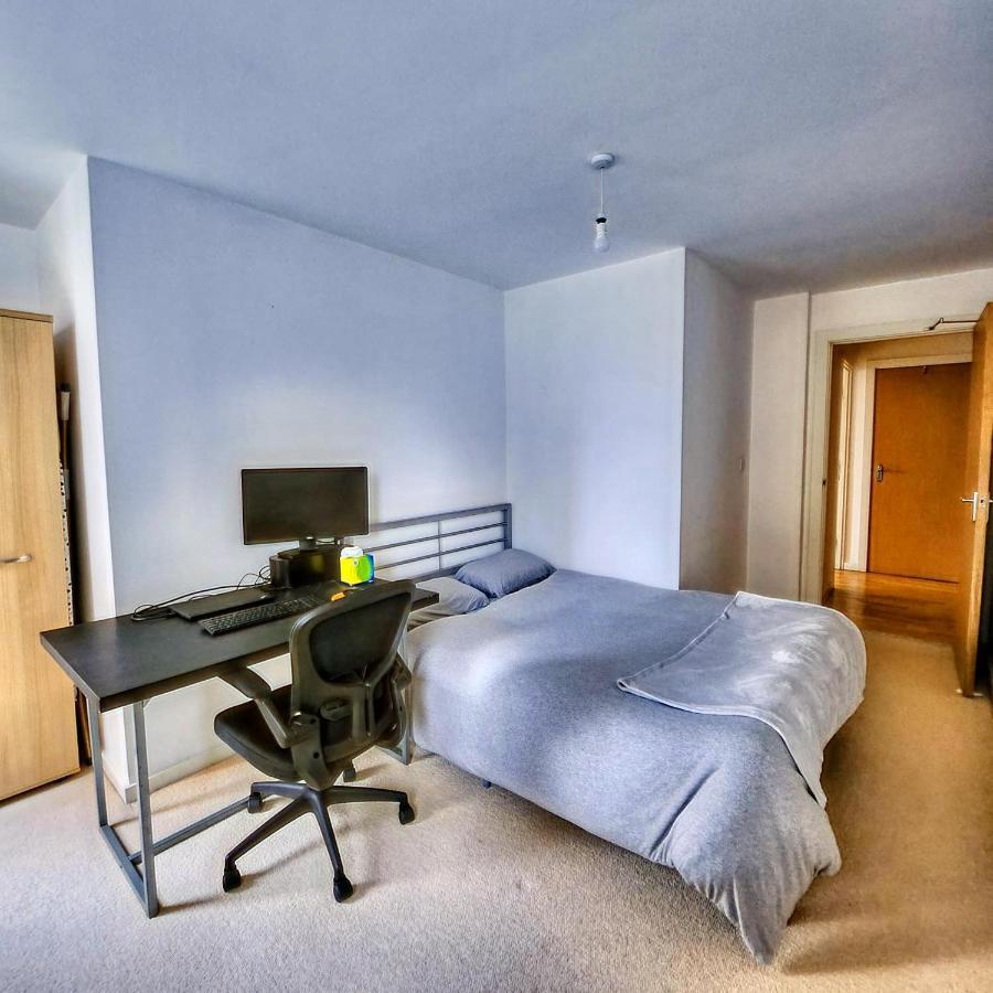 Shared Apartment - Walking From Leeds City Center Esterno foto