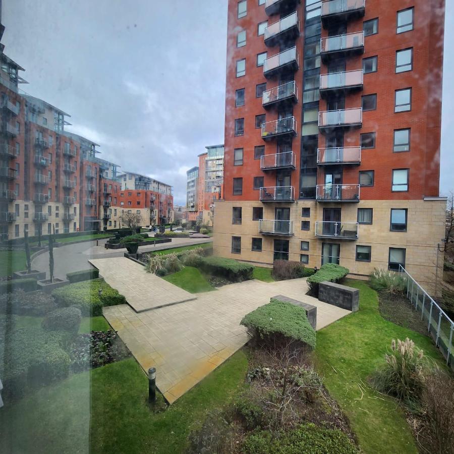 Shared Apartment - Walking From Leeds City Center Esterno foto