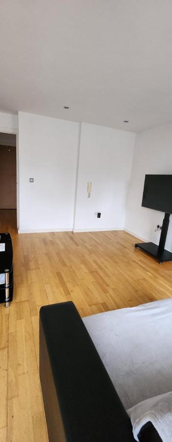 Shared Apartment - Walking From Leeds City Center Esterno foto