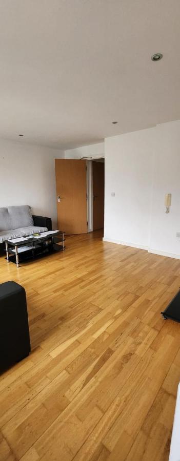 Shared Apartment - Walking From Leeds City Center Esterno foto